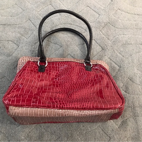 GUESS CALVINA Logo Croco Patent Leather Handbag Purse Satchel Taupe/Multi - Picture 6 of 16